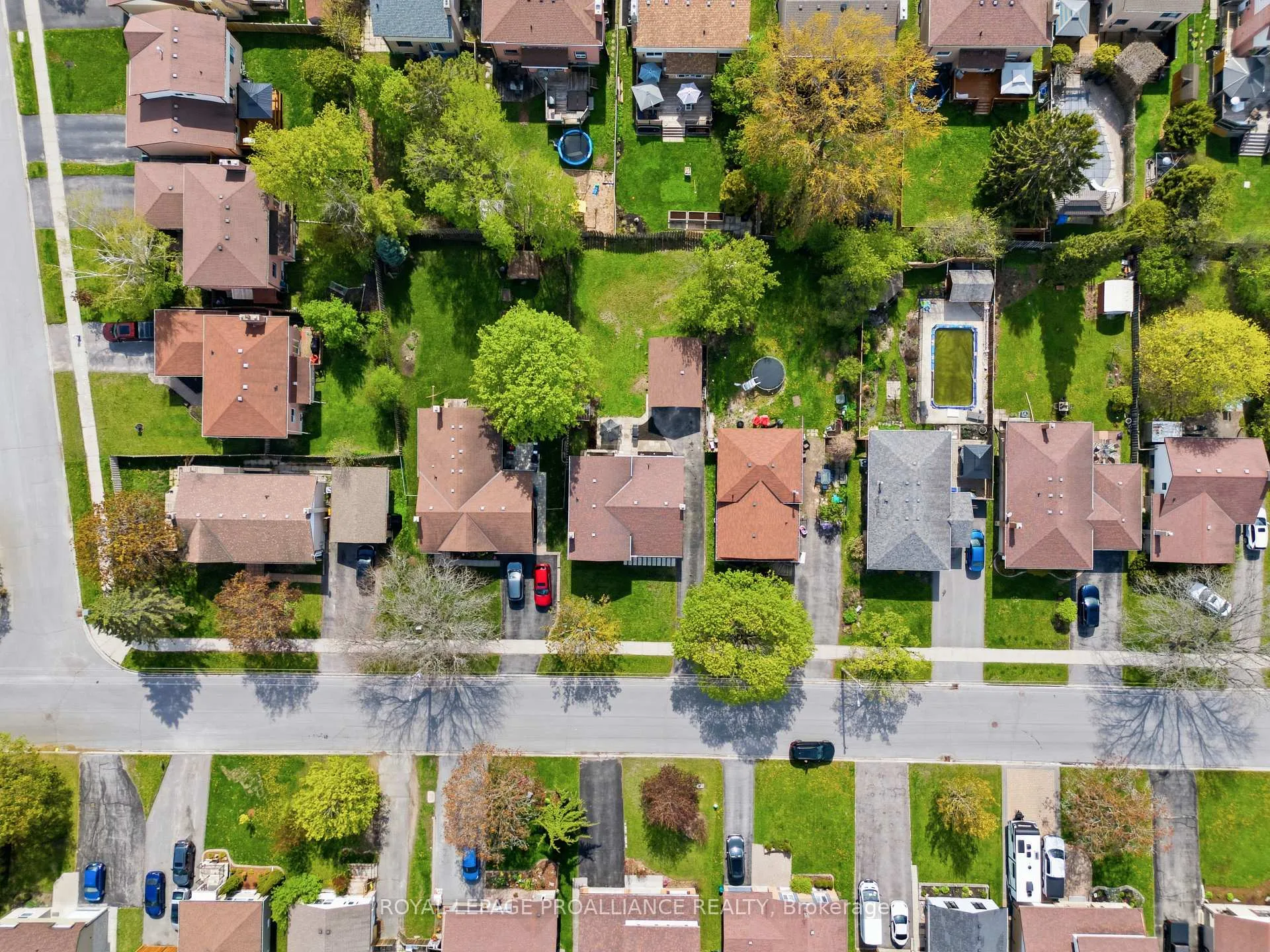 Photo 45 of 18 Alnet Drive, Belleville, Belleville Ward — HOMEH