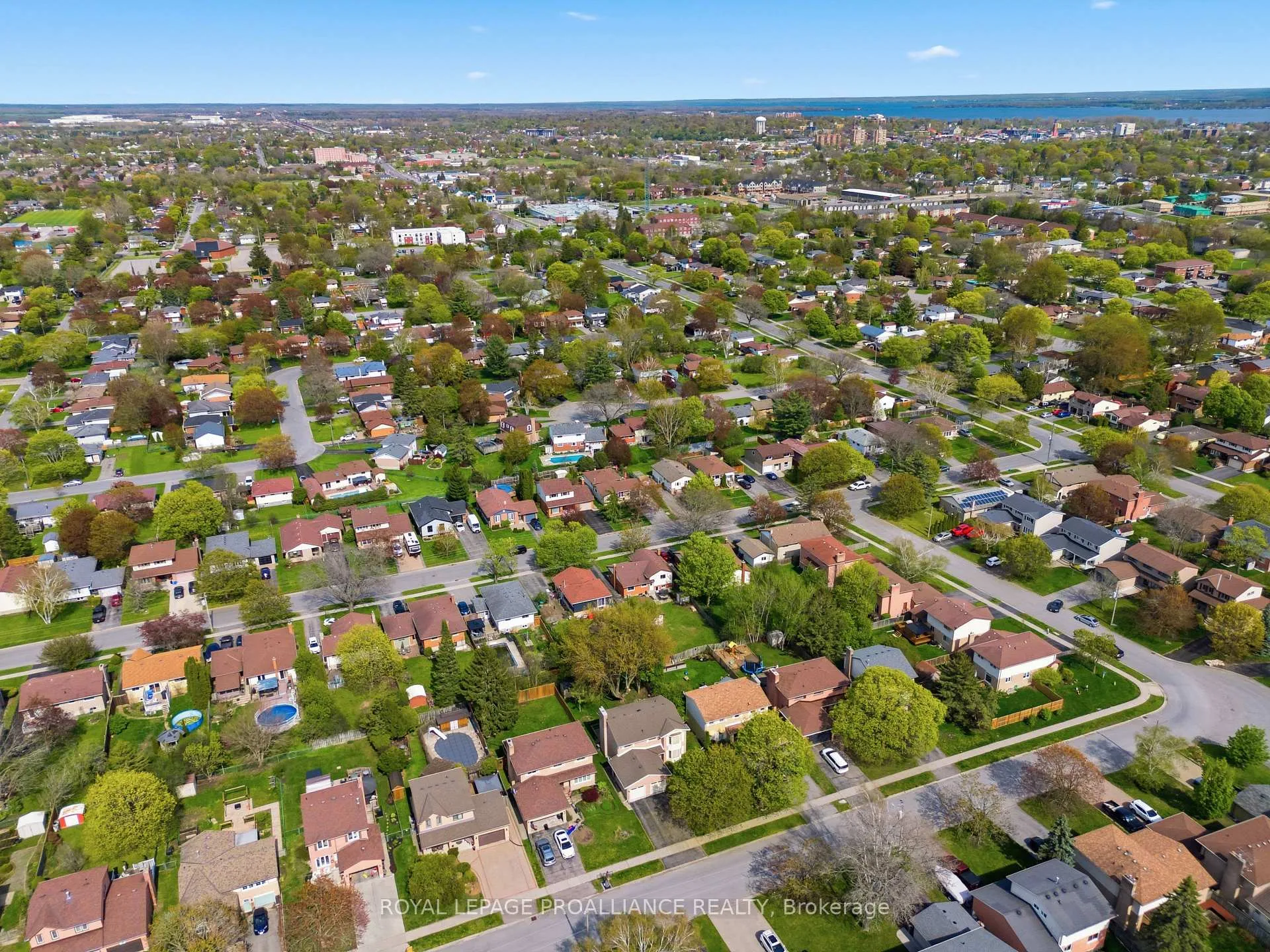 Photo 48 of 18 Alnet Drive, Belleville, Belleville Ward — HOMEH
