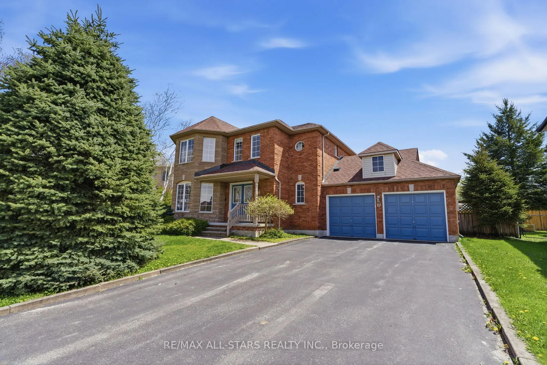 Photo 1 of 7 Remion Crescent, Uxbridge — HOMEH