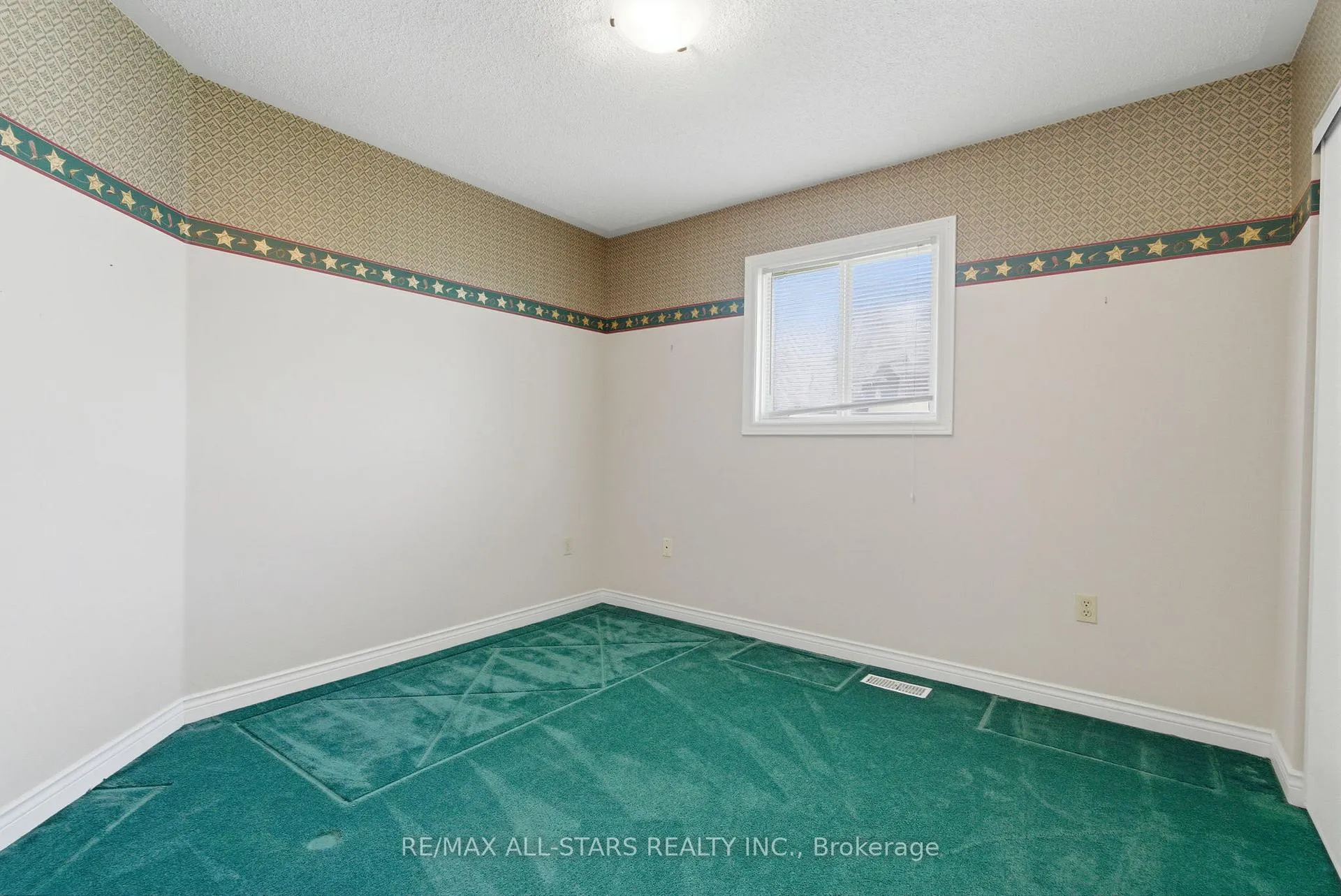 Photo 23 of 7 Remion Crescent, Uxbridge — HOMEH