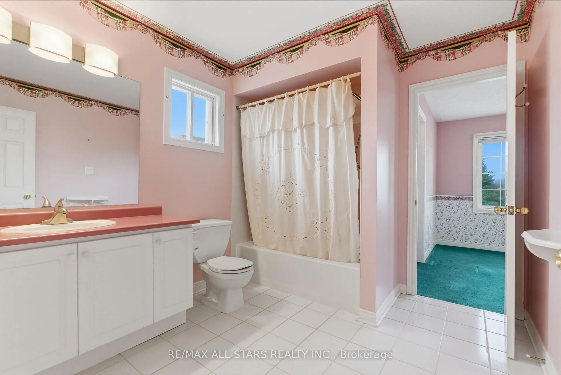 Photo 30 of 7 Remion Crescent, Uxbridge — HOMEH