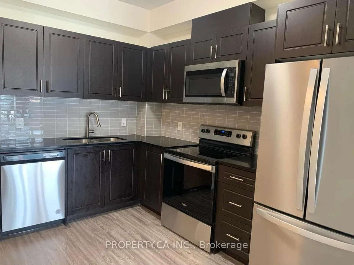 Photo 4 of Unit 1009, 128 King Street N, Waterloo, Downtown Waterloo — HOMEH