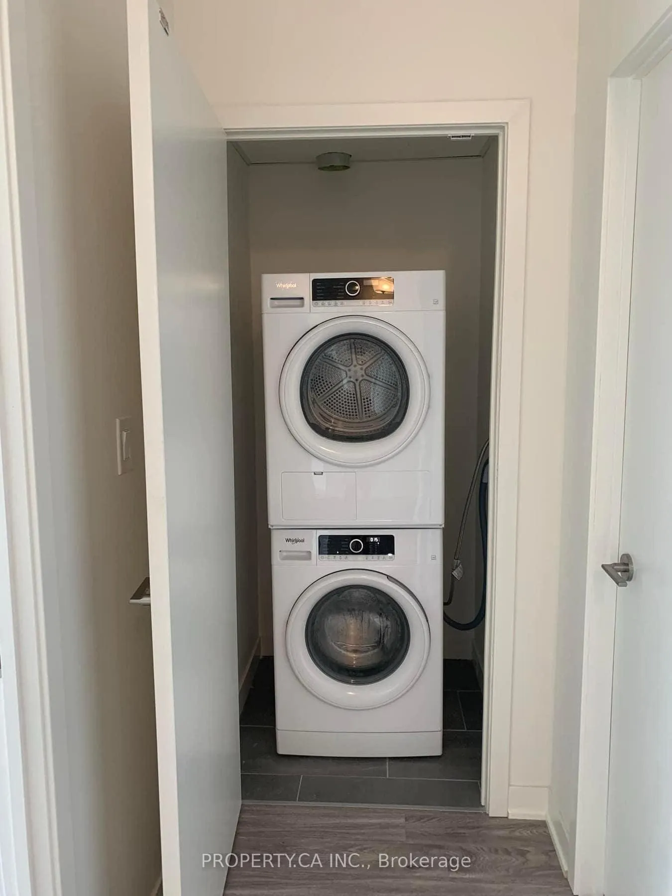 Photo 8 of Unit 1009, 128 King Street N, Waterloo, Downtown Waterloo — HOMEH
