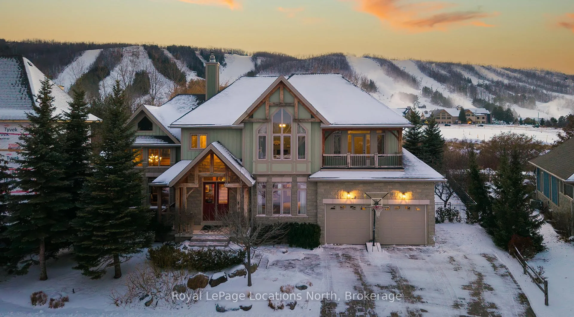 Photo 1 of 143 National Drive, Blue Mountains — HOMEH
