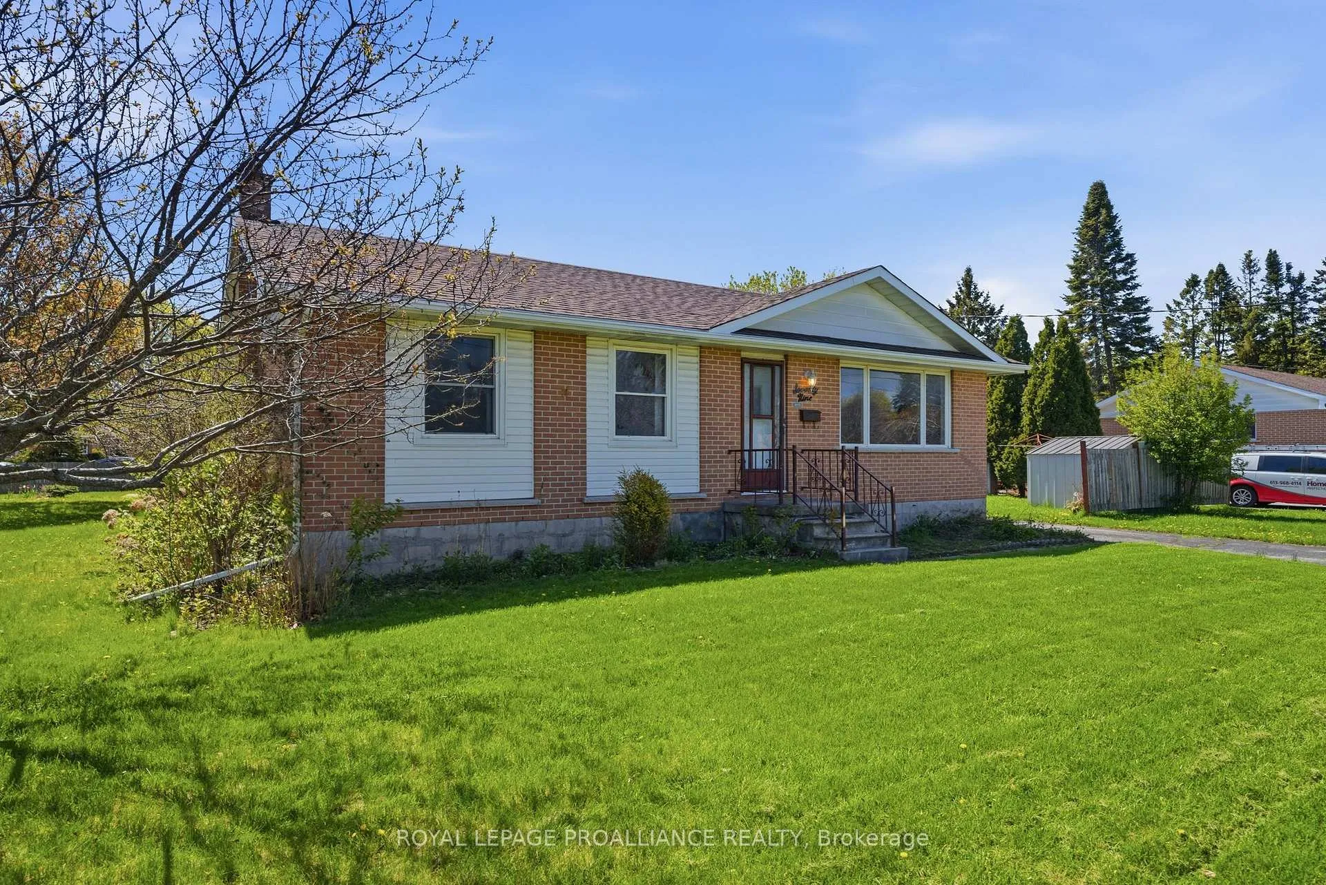 Photo 1 of 79 Cascade Boulevard, Belleville, Belleville Ward — HOMEH