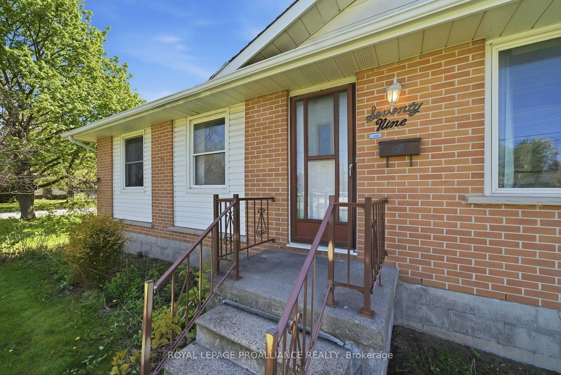 Photo 6 of 79 Cascade Boulevard, Belleville, Belleville Ward — HOMEH