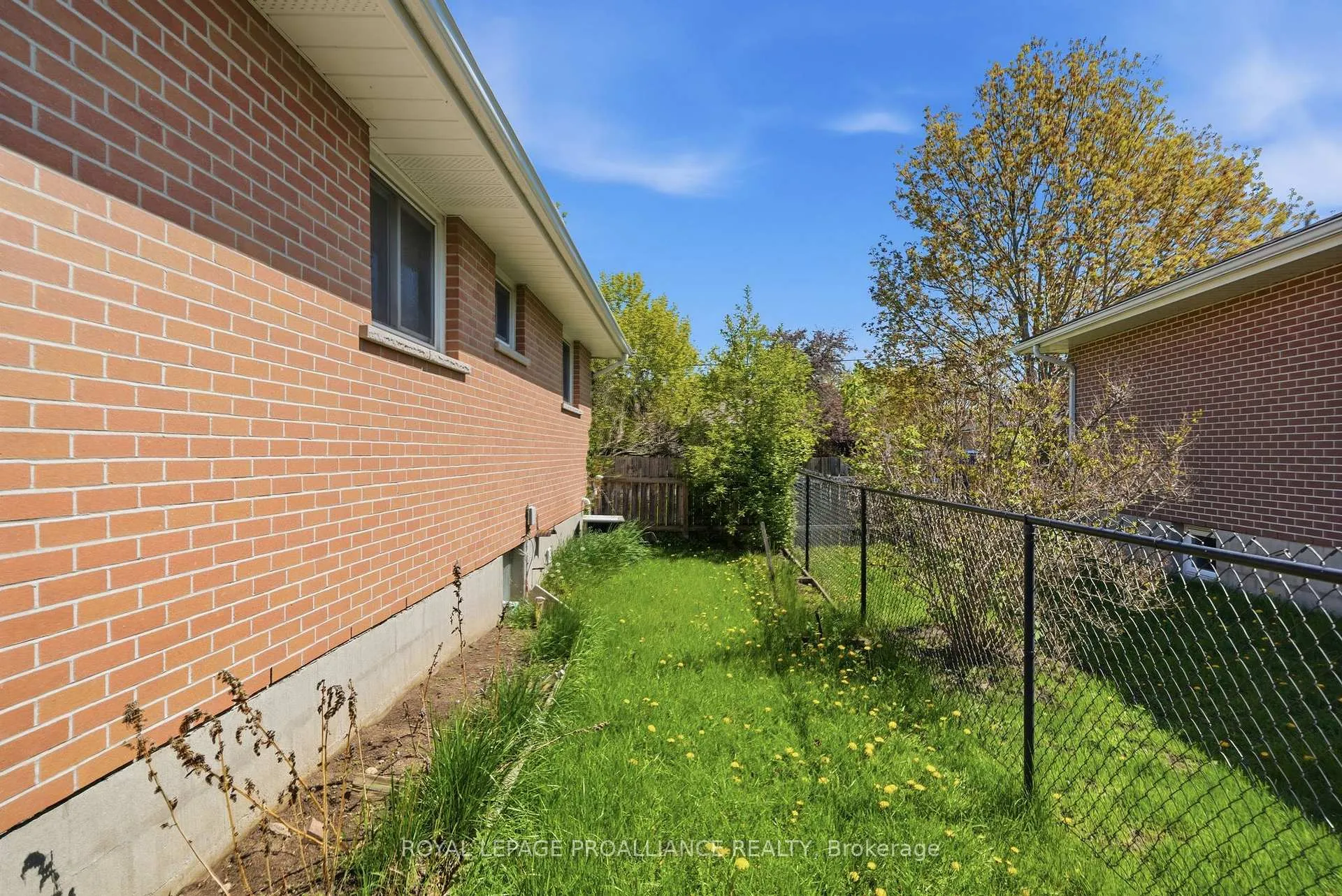 Photo 38 of 79 Cascade Boulevard, Belleville, Belleville Ward — HOMEH