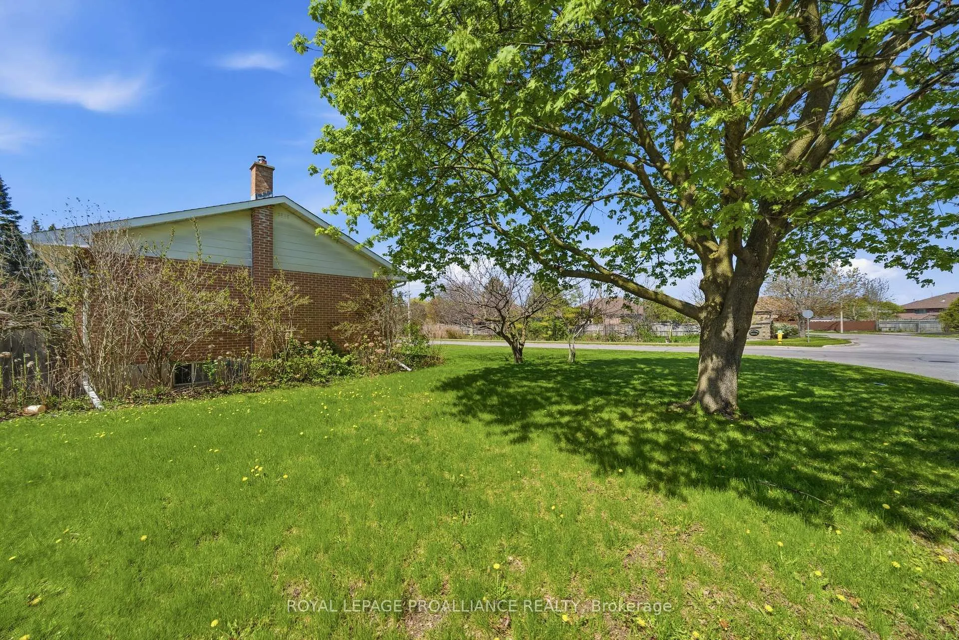 Photo 41 of 79 Cascade Boulevard, Belleville, Belleville Ward — HOMEH