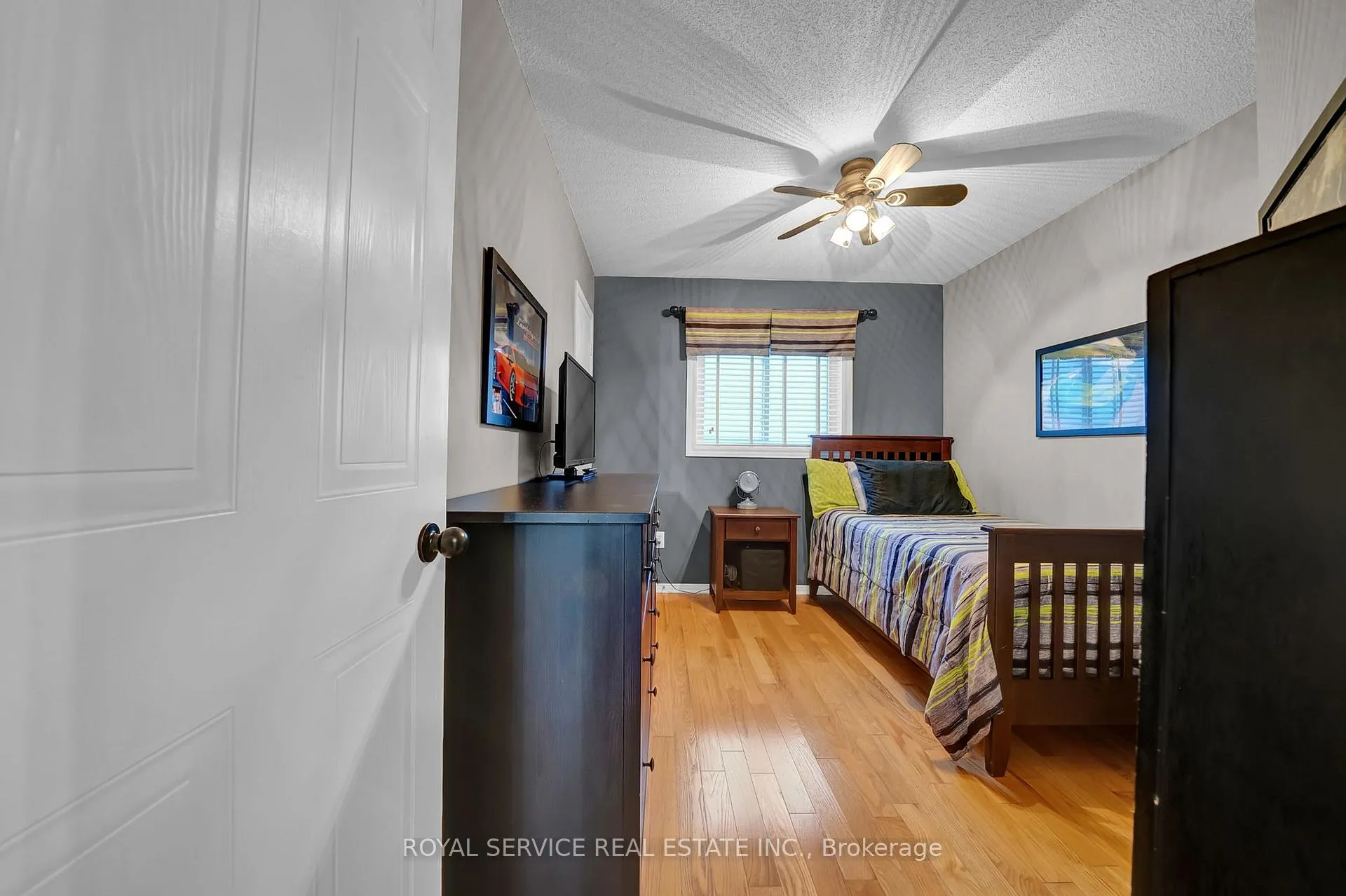 Photo 17 of 6 Goodwin Avenue, Clarington, Bowmanville — HOMEH