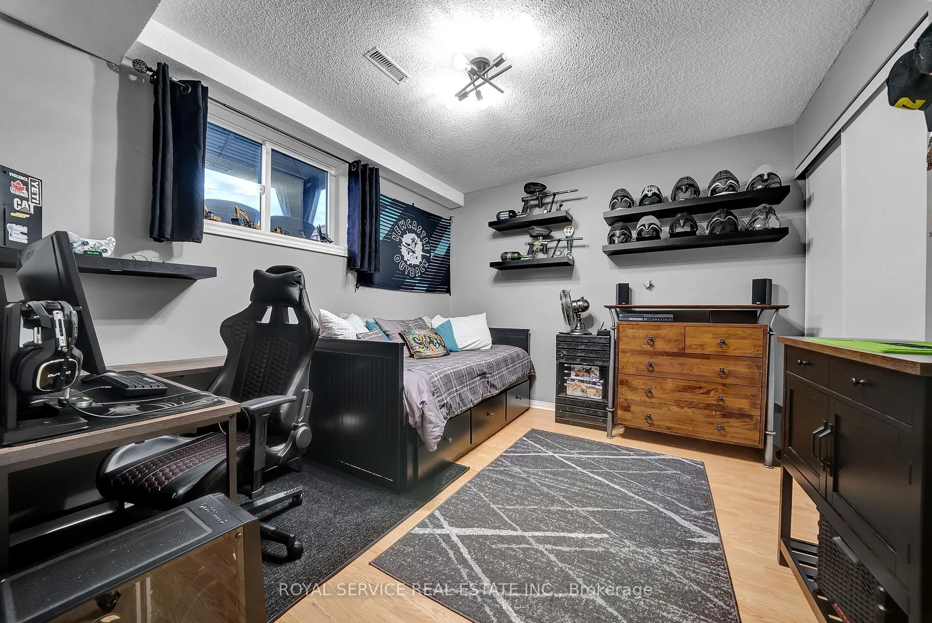 Photo 29 of 6 Goodwin Avenue, Clarington, Bowmanville — HOMEH