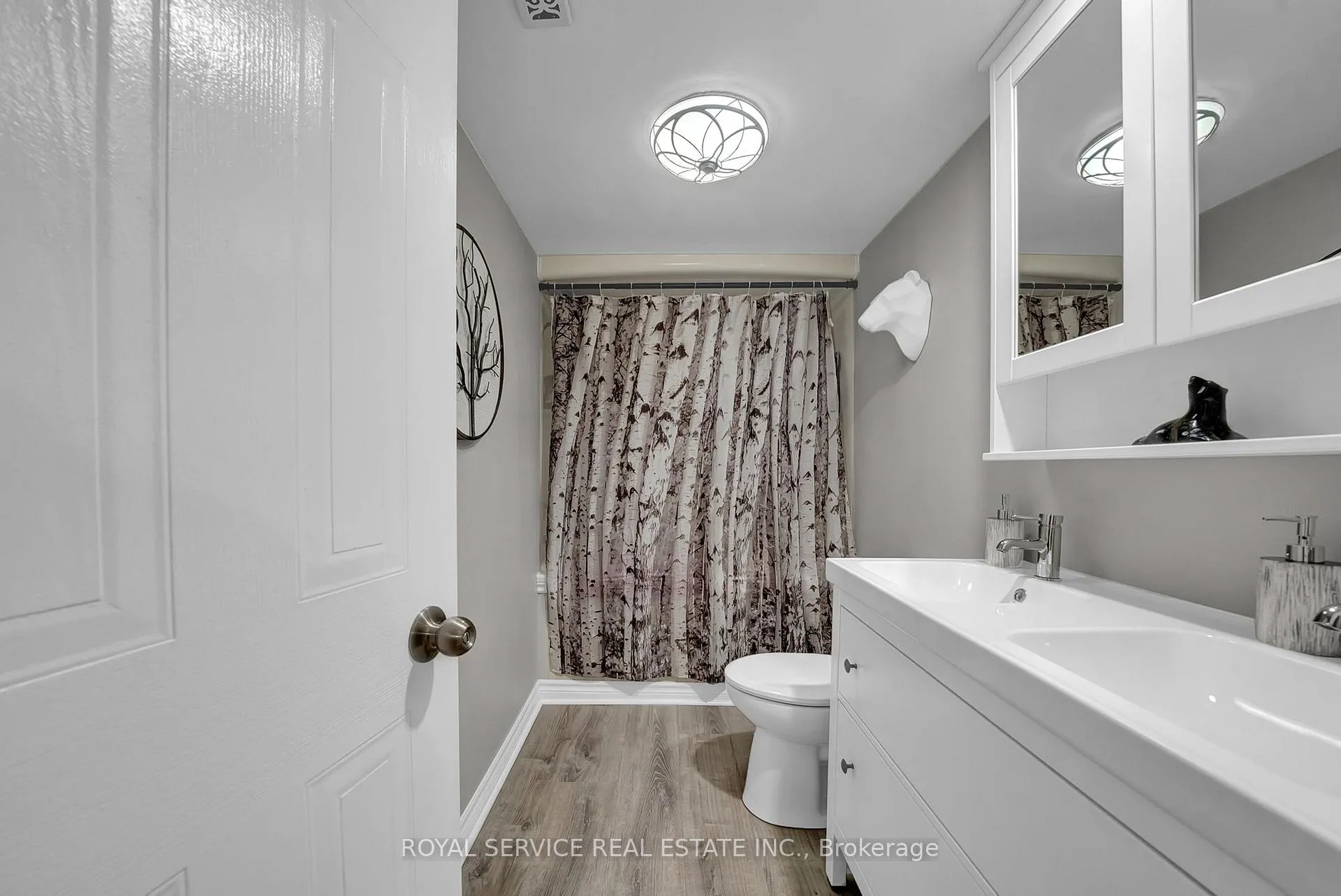 Photo 31 of 6 Goodwin Avenue, Clarington, Bowmanville — HOMEH