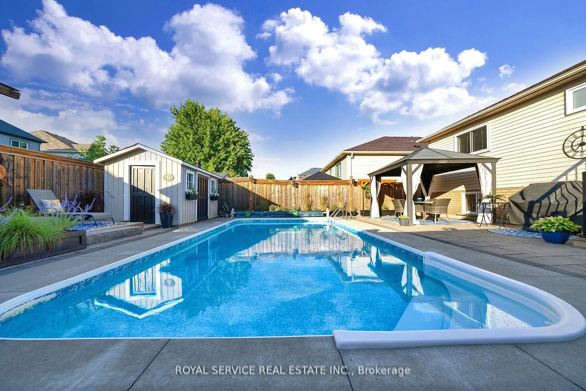 Photo 37 of 6 Goodwin Avenue, Clarington, Bowmanville — HOMEH