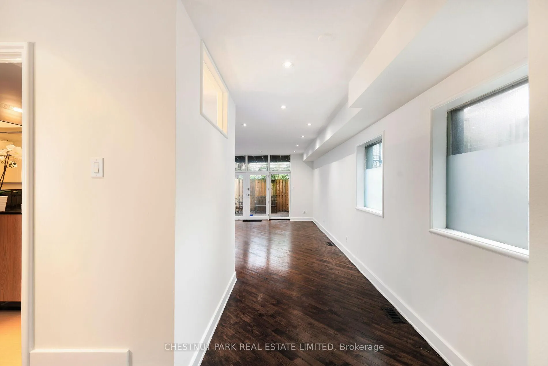 Photo 5 of Unit Main Fl, 734 Huron Street, Toronto, Casa Loma — HOMEH