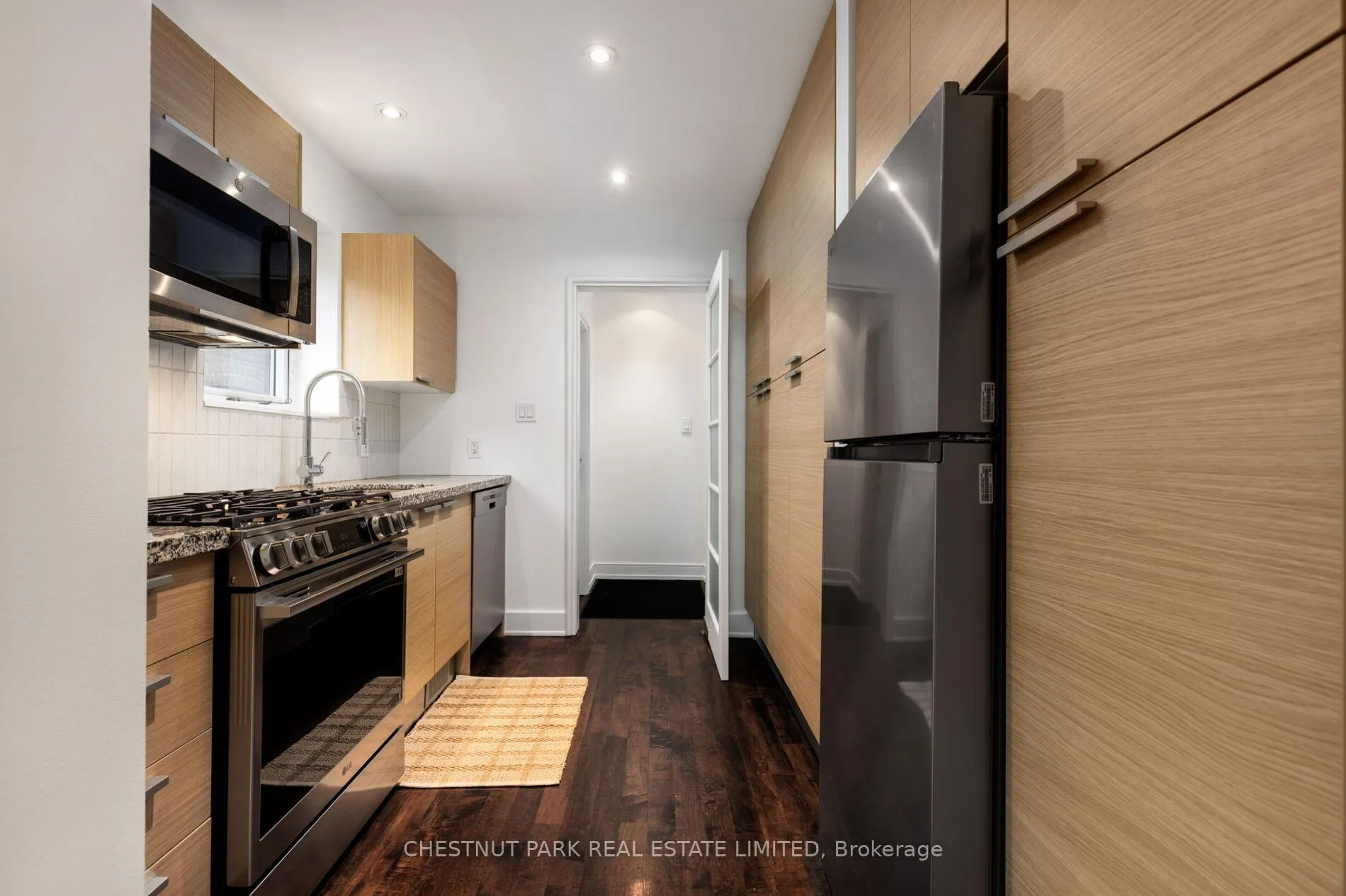 Photo 8 of Unit Main Fl, 734 Huron Street, Toronto, Casa Loma — HOMEH