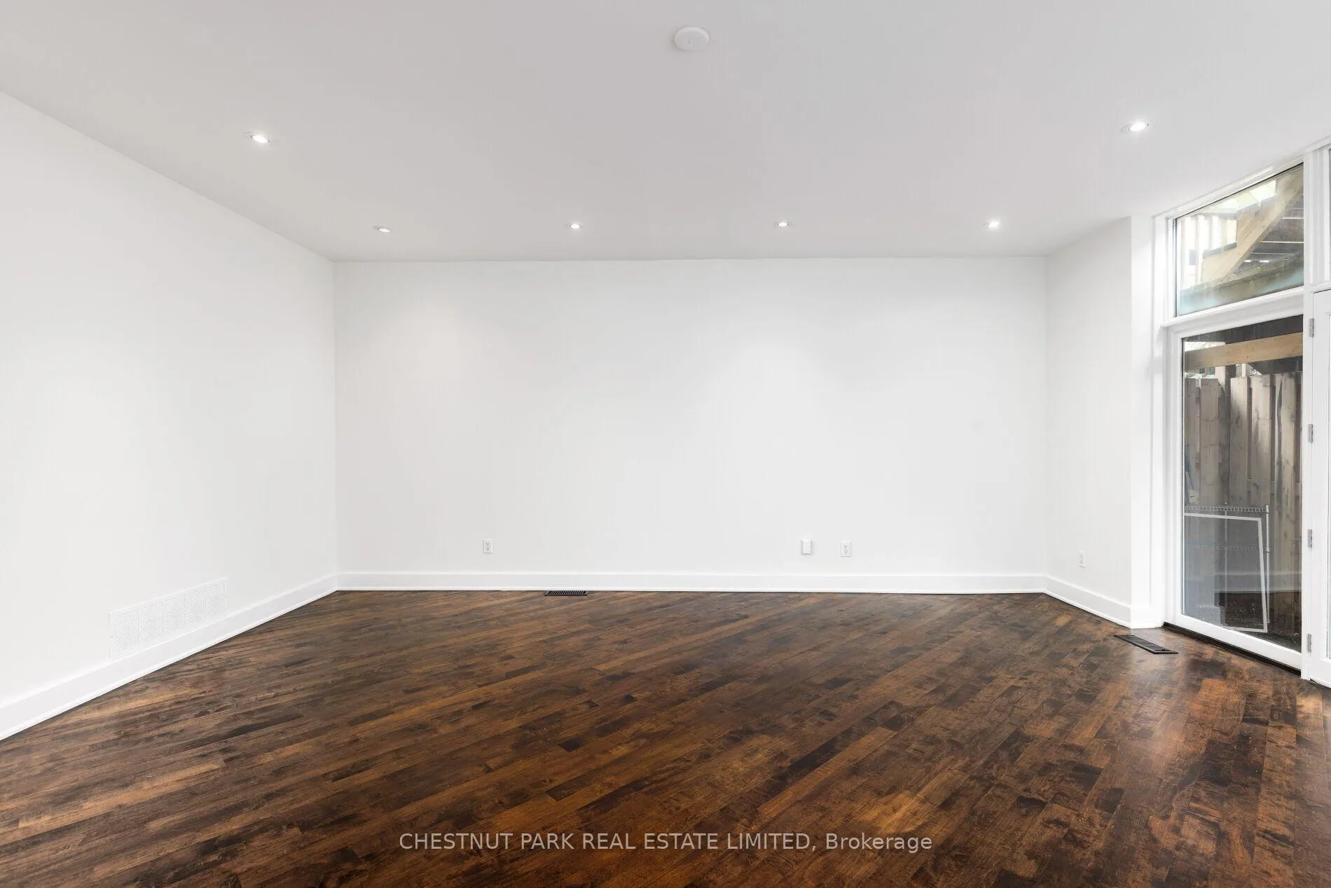 Photo 15 of Unit Main Fl, 734 Huron Street, Toronto, Casa Loma — HOMEH