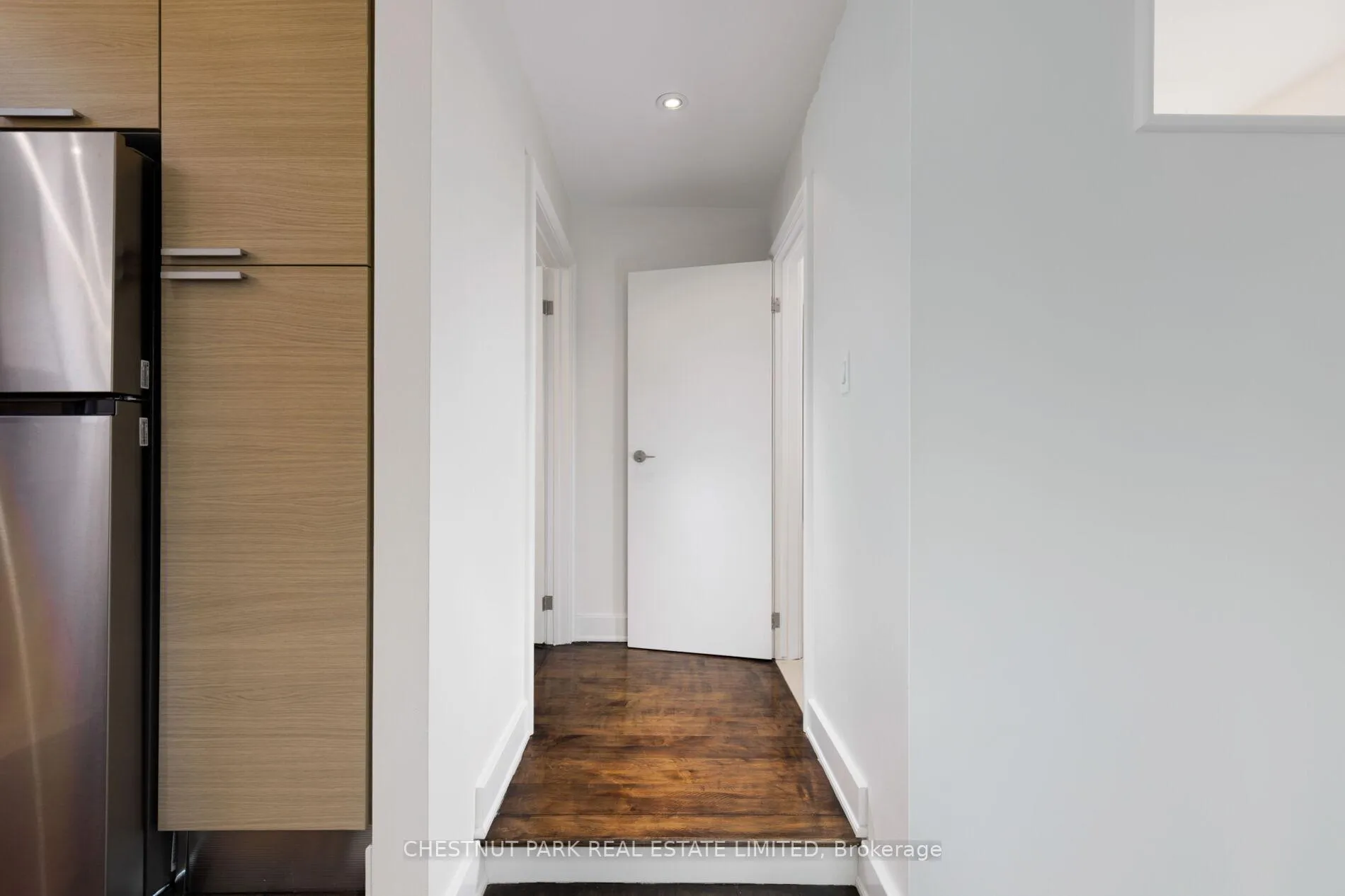 Photo 18 of Unit Main Fl, 734 Huron Street, Toronto, Casa Loma — HOMEH
