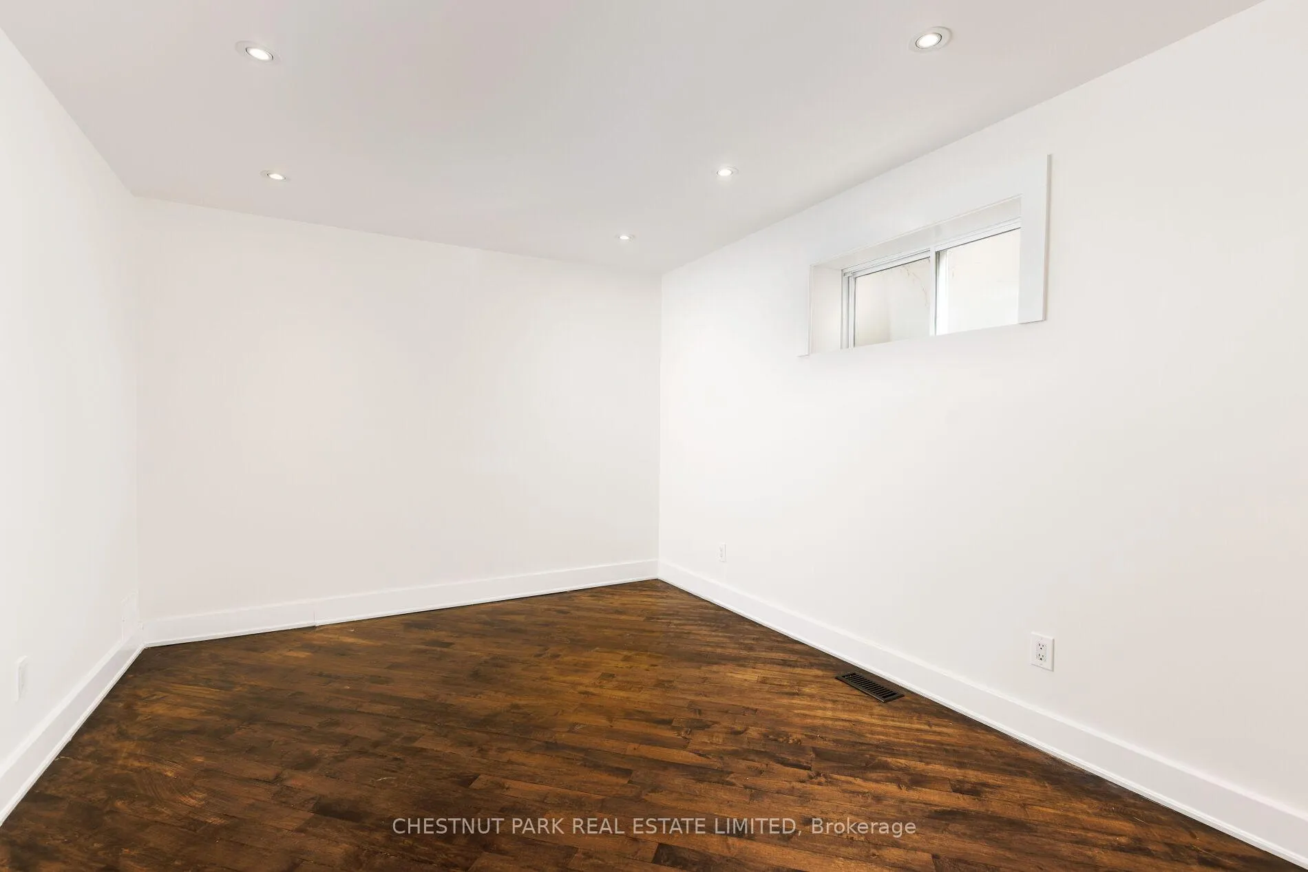 Photo 21 of Unit Main Fl, 734 Huron Street, Toronto, Casa Loma — HOMEH