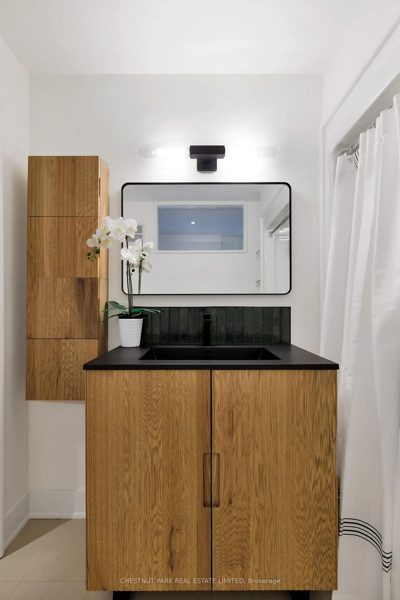 Photo 26 of Unit Main Fl, 734 Huron Street, Toronto, Casa Loma — HOMEH