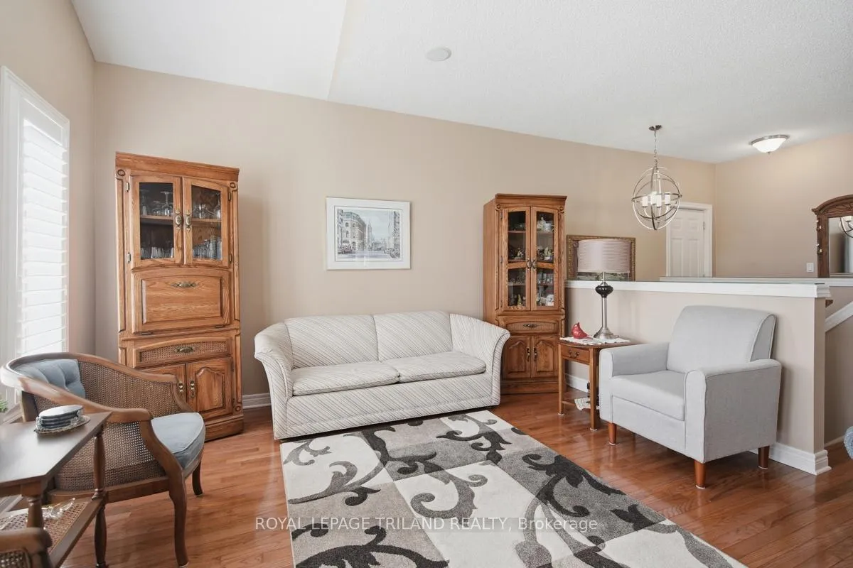 Photo 7 of Unit 142, 2025 Meadowgate Boulevard, London, South U — HOMEH