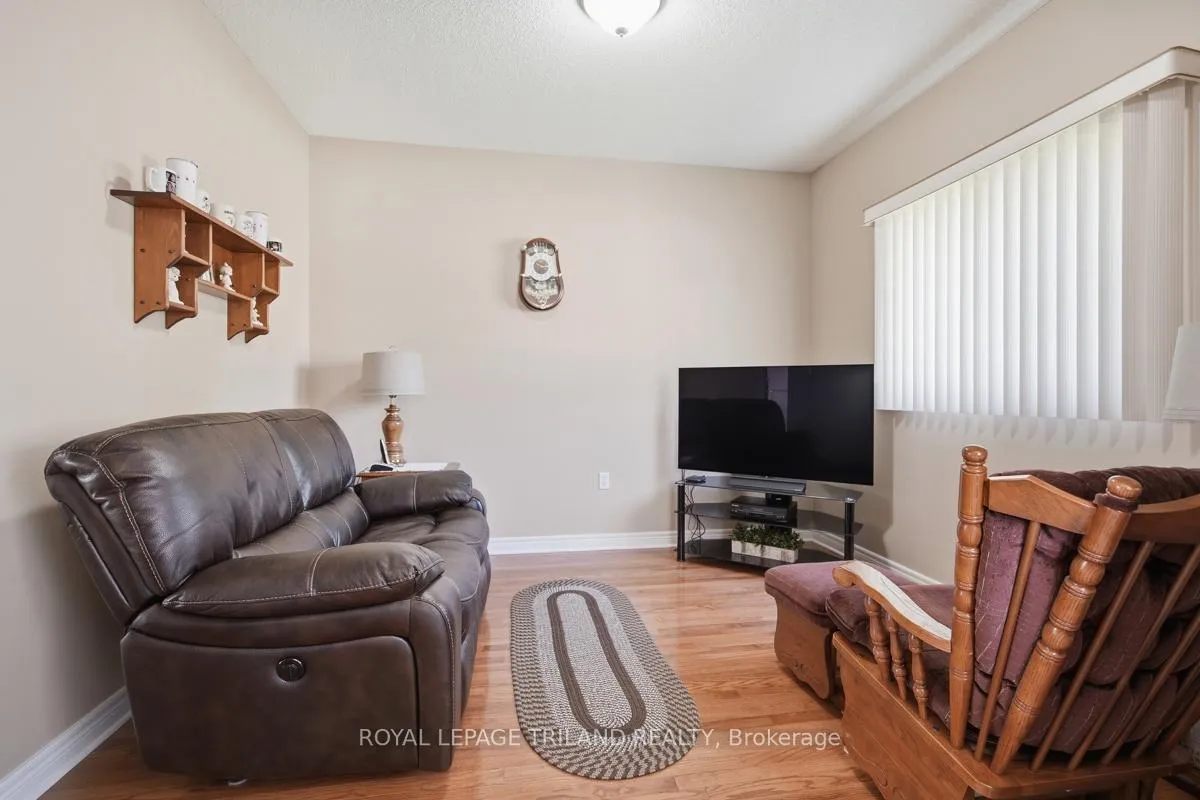 Photo 15 of Unit 142, 2025 Meadowgate Boulevard, London, South U — HOMEH