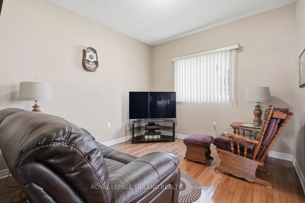 Photo 16 of Unit 142, 2025 Meadowgate Boulevard, London, South U — HOMEH