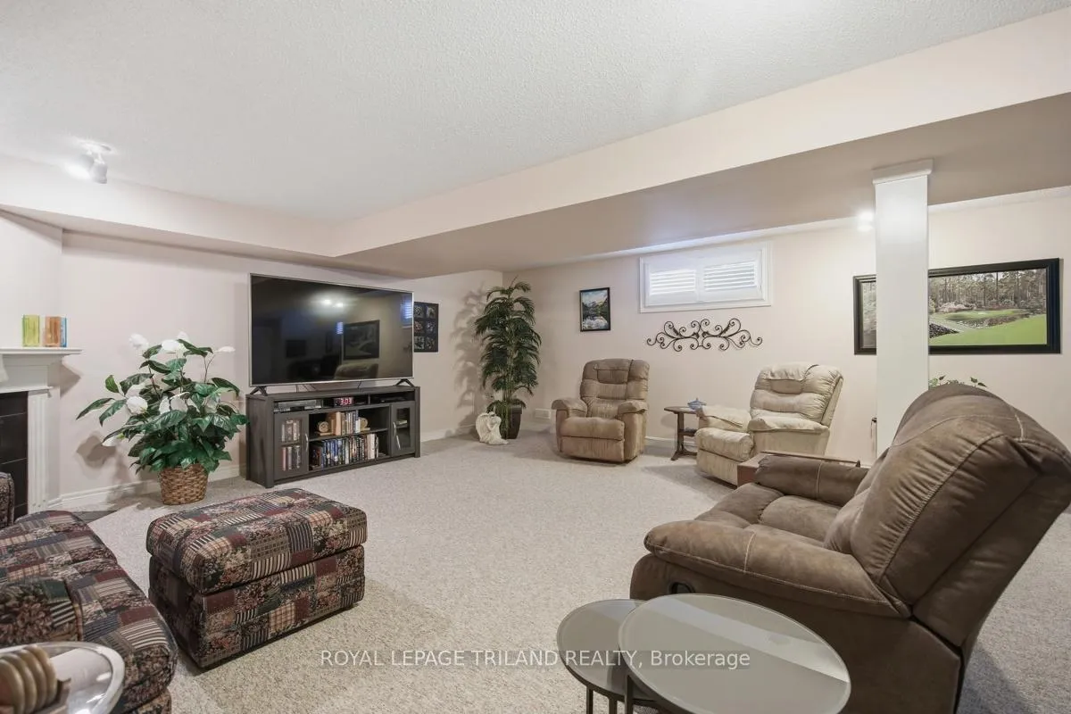 Photo 24 of Unit 142, 2025 Meadowgate Boulevard, London, South U — HOMEH