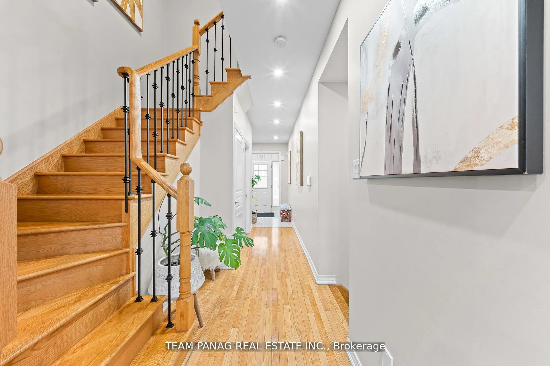 Photo 7 of 99 Naperton Drive, Brampton, Sandringham-Wellington — HOMEH