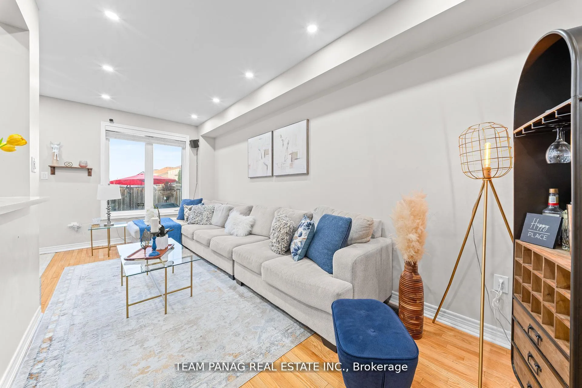 Photo 9 of 99 Naperton Drive, Brampton, Sandringham-Wellington — HOMEH