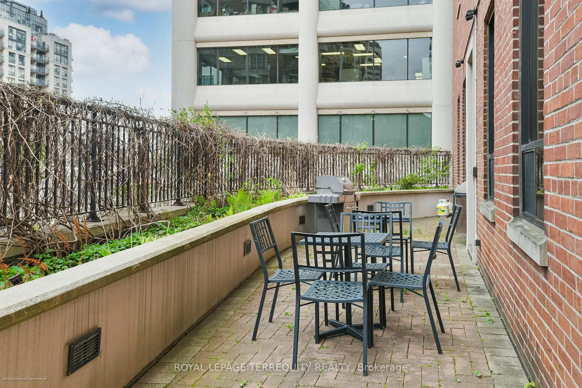 Photo 24 of Unit 406, 48 St Clair Avenue W, Toronto, Yonge-St. Clair — HOMEH