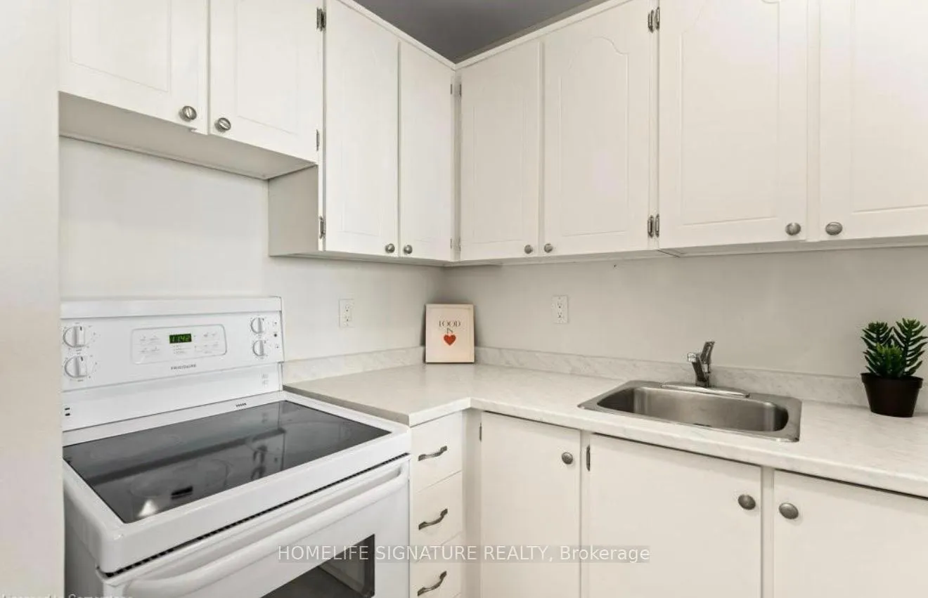 Photo 3 of Unit 1803, 150 Charlton Avenue E, Hamilton, Corktown — HOMEH