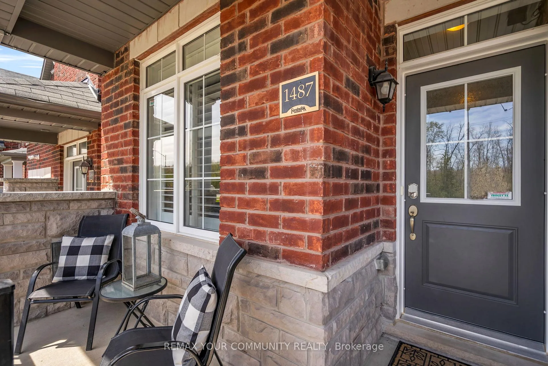 Photo 5 of 1487 McRoberts Crescent, Innisfil, Rural Innisfil — HOMEH