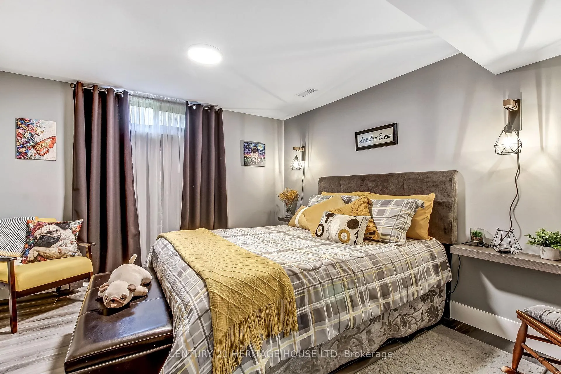 Photo 17 of 2 David Drive, St. Thomas — HOMEH