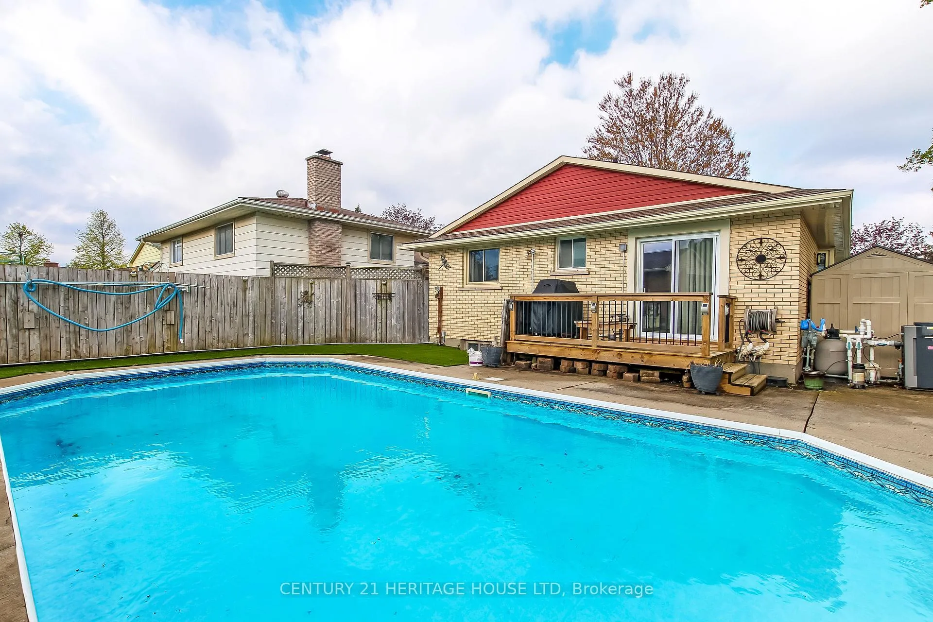 Photo 26 of 2 David Drive, St. Thomas — HOMEH