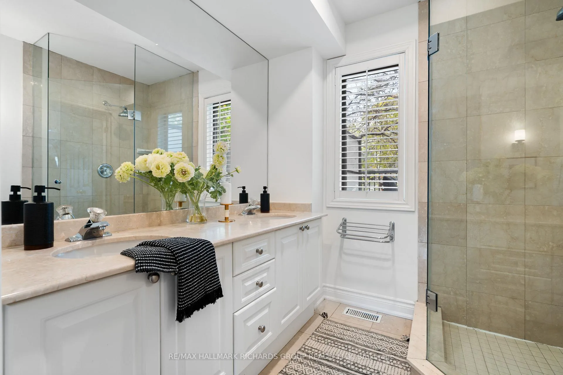 Photo 15 of 724F Kingston Road, Toronto, East End-Danforth — HOMEH