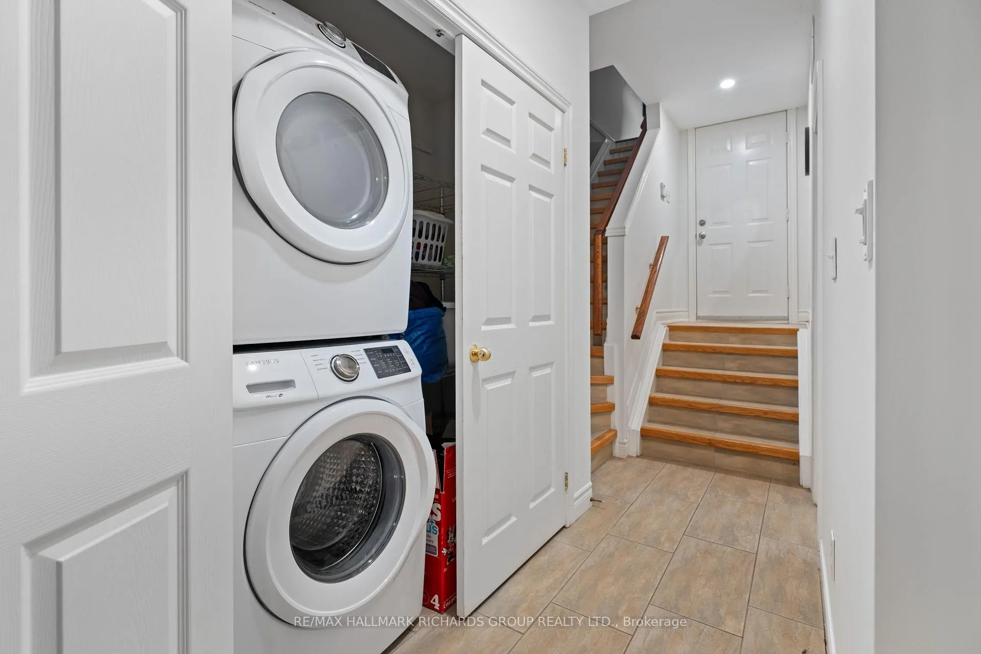 Photo 28 of 724F Kingston Road, Toronto, East End-Danforth — HOMEH