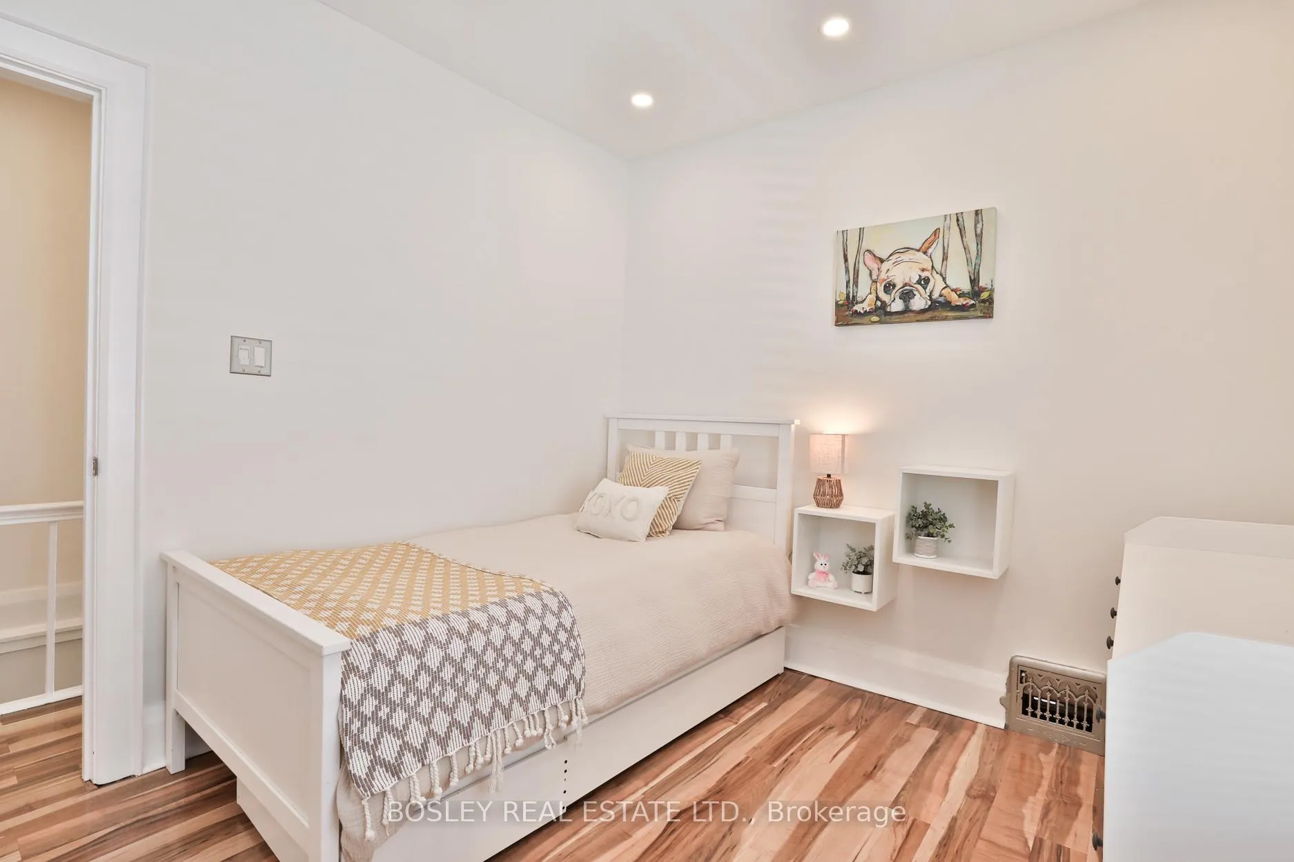 Photo 25 of 636 Glebeholme Boulevard, Toronto, Danforth — HOMEH