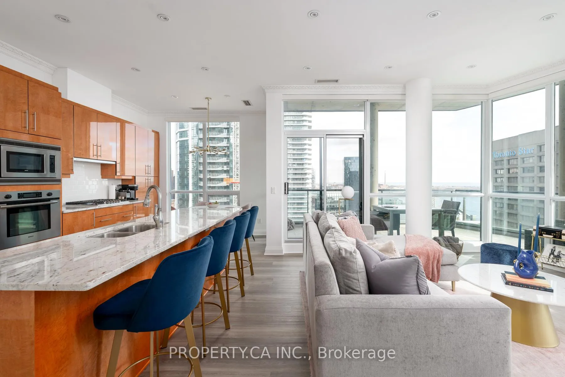 Photo 15 of Unit 2903, 12 Yonge Street, Toronto, Waterfront Communities — HOMEH