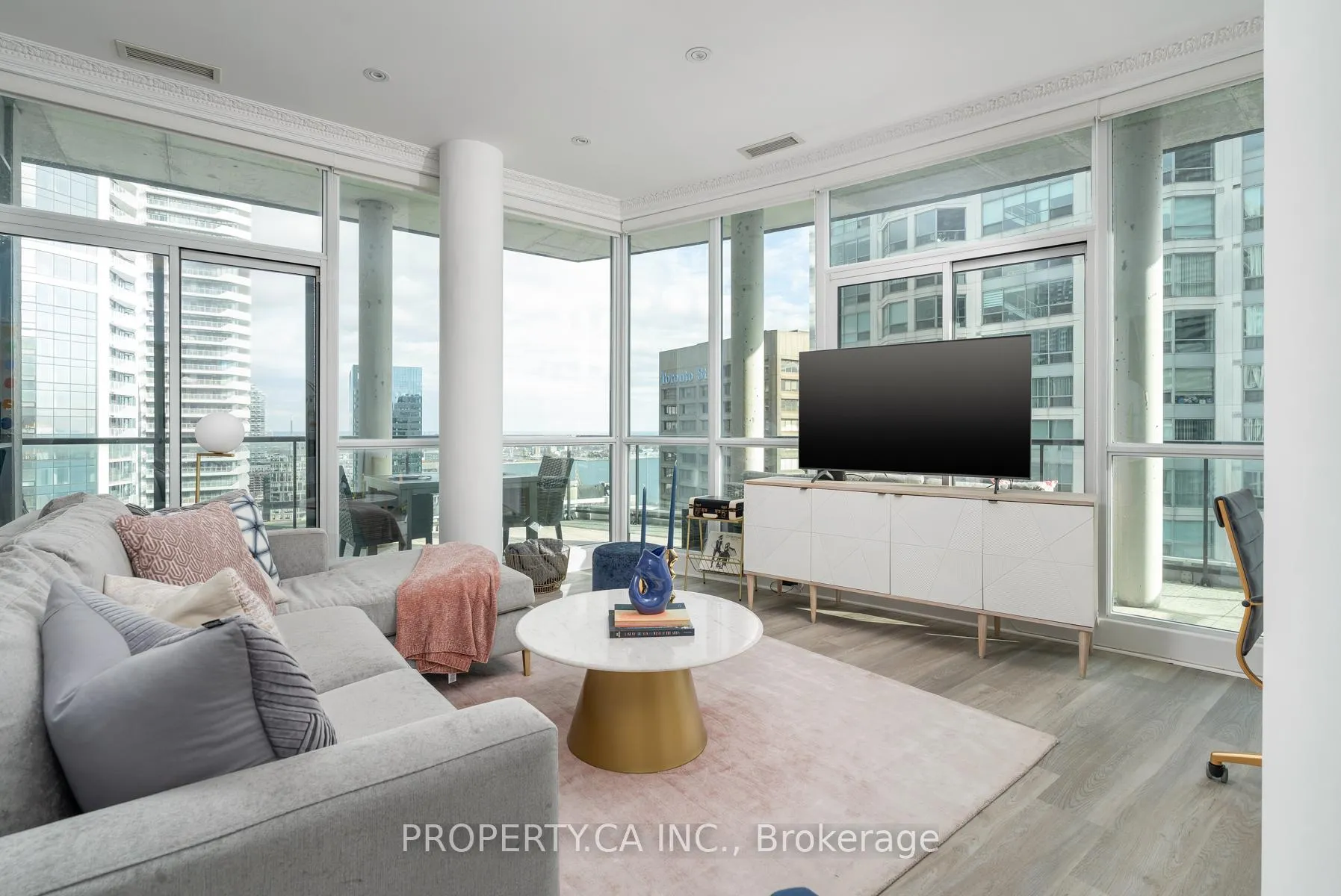 Photo 20 of Unit 2903, 12 Yonge Street, Toronto, Waterfront Communities — HOMEH