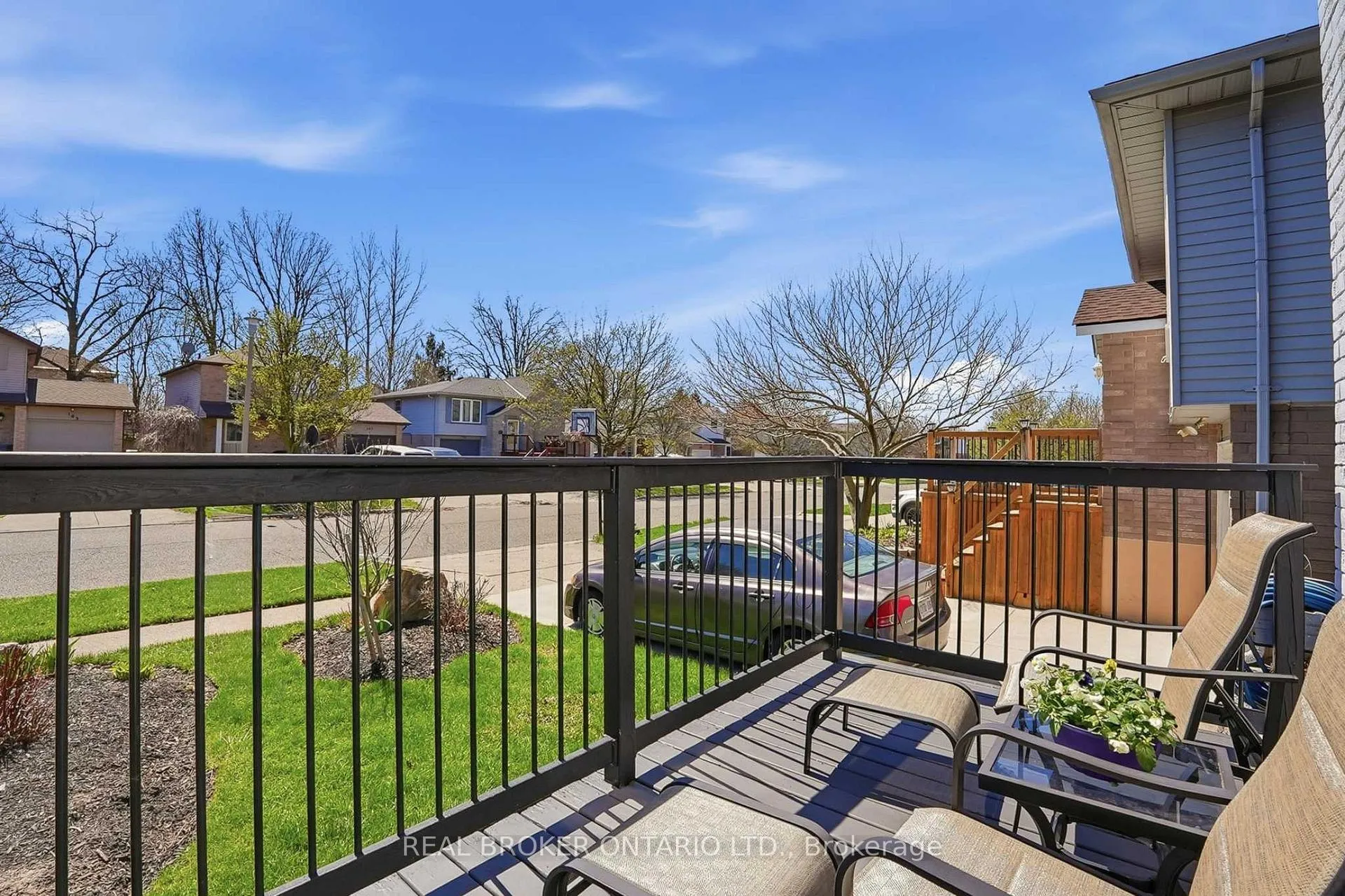 Photo 5 of 102 Ironstone Drive, Cambridge — HOMEH
