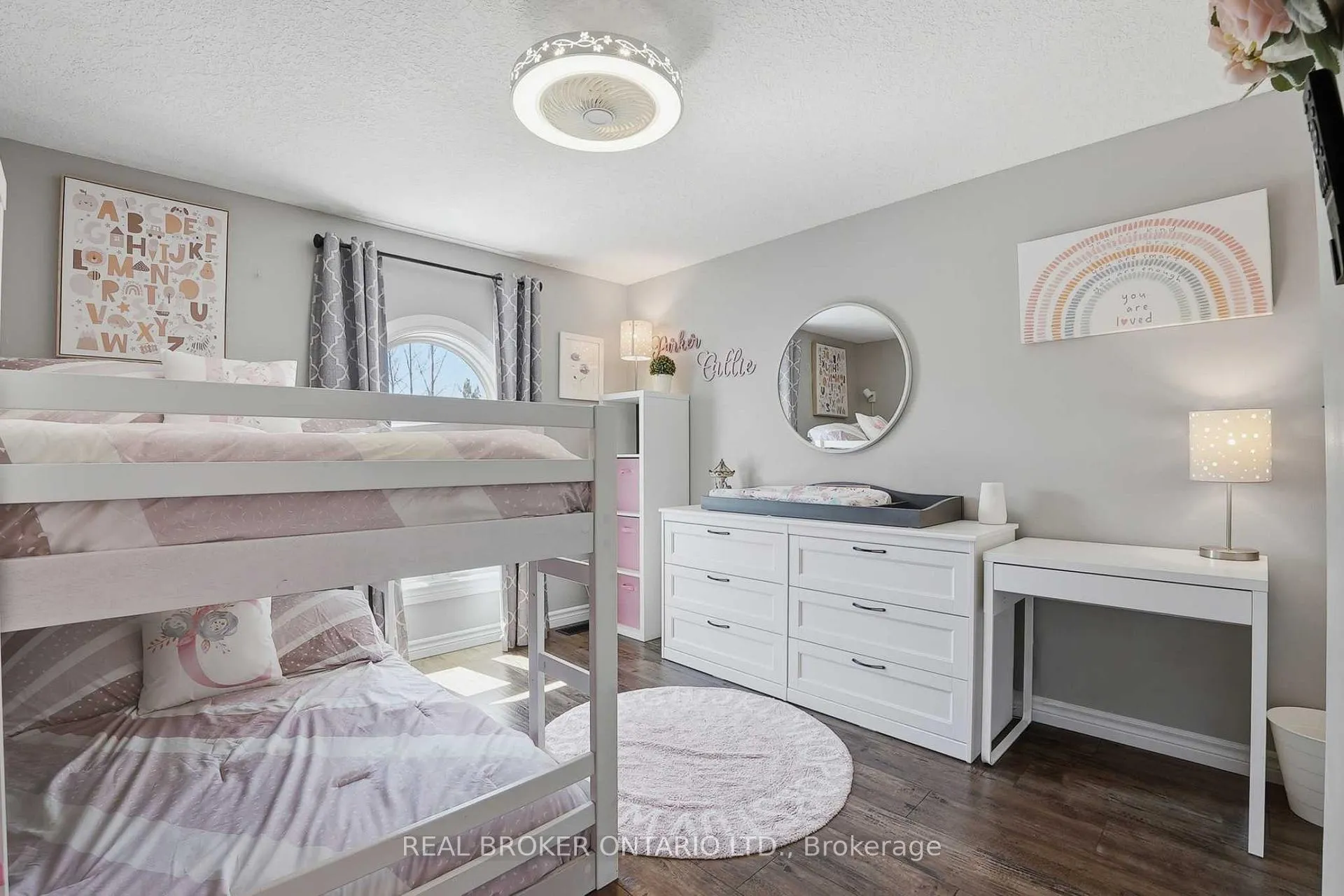 Photo 22 of 102 Ironstone Drive, Cambridge — HOMEH