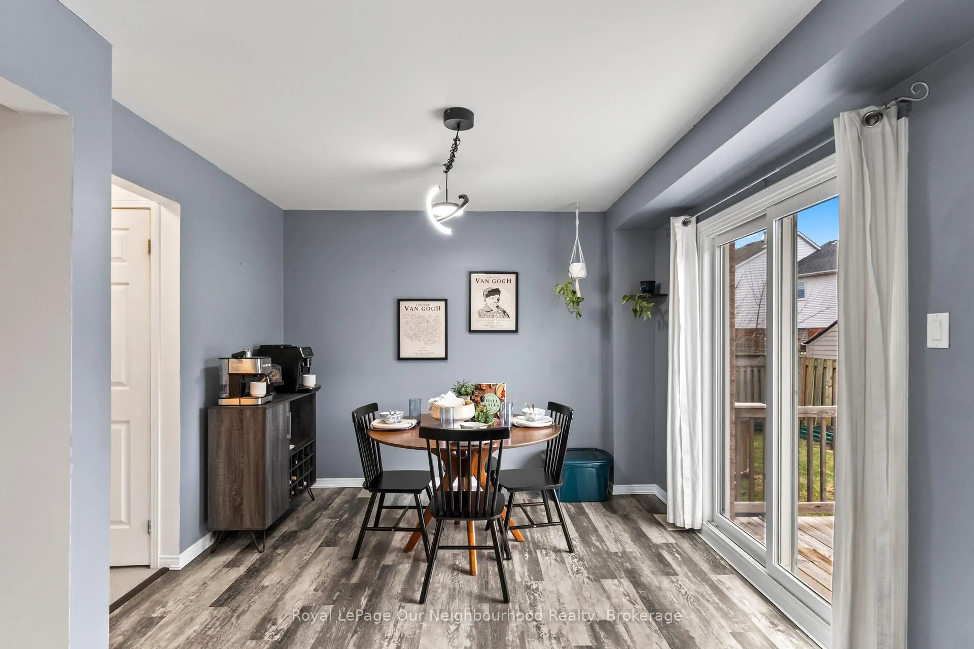Photo 10 of 61 Fry Crescent, Clarington, Bowmanville — HOMEH