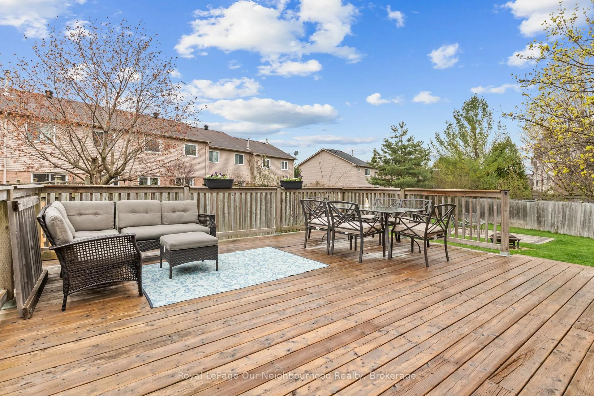Photo 28 of 61 Fry Crescent, Clarington, Bowmanville — HOMEH