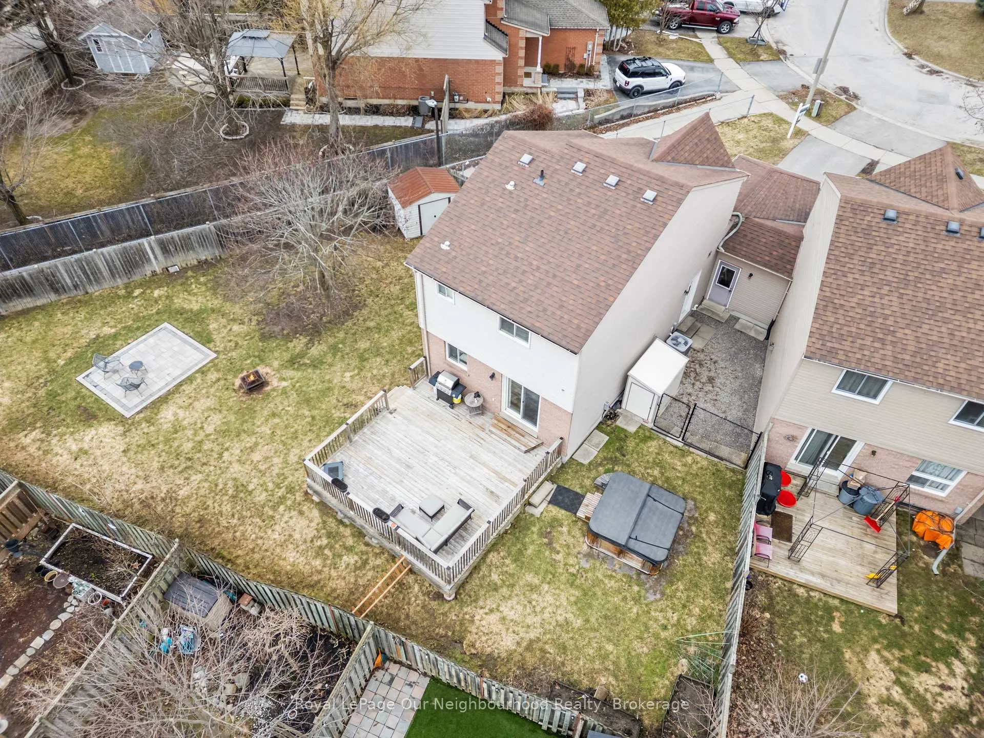Photo 35 of 61 Fry Crescent, Clarington, Bowmanville — HOMEH