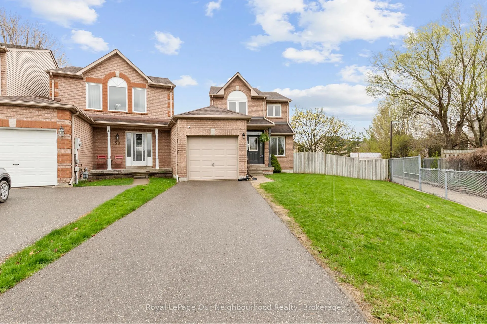 Photo 36 of 61 Fry Crescent, Clarington, Bowmanville — HOMEH