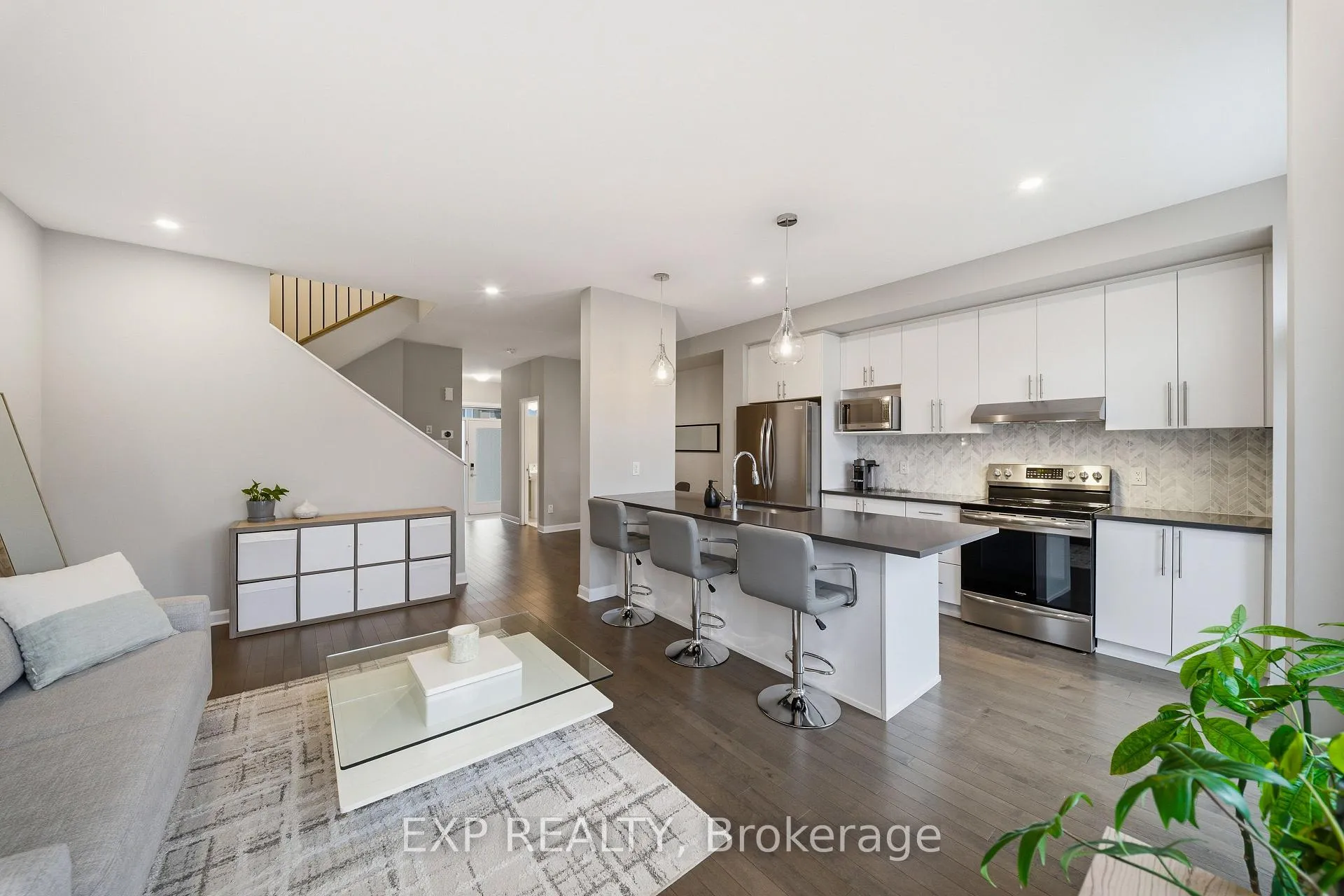 Photo 9 of 66 Gardenpost Terrace, Ottawa, Avalon West — HOMEH