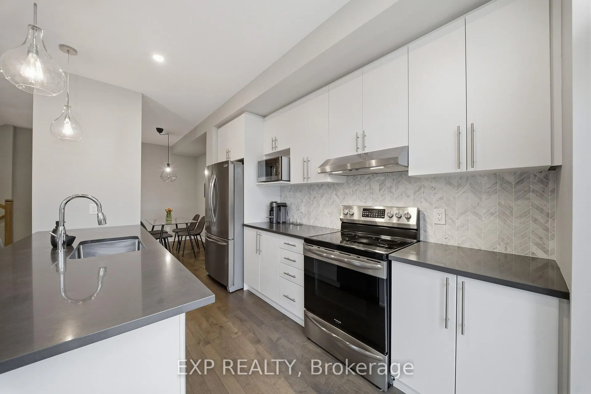 Photo 12 of 66 Gardenpost Terrace, Ottawa, Avalon West — HOMEH