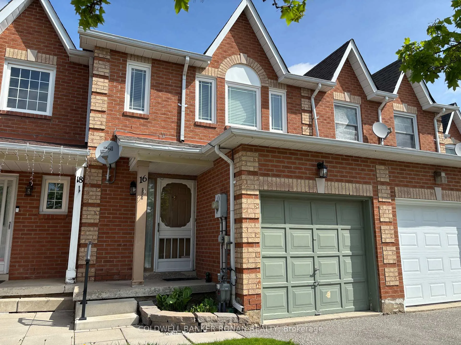 Photo 2 of 16 Potter Crescent, New Tecumseth, Tottenham — HOMEH
