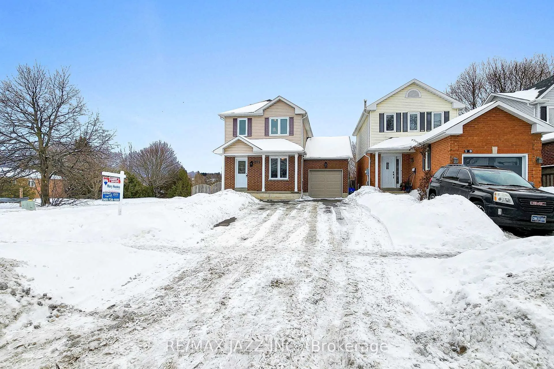 Photo 1 of 102 Penfound Drive, Clarington, Bowmanville — HOMEH