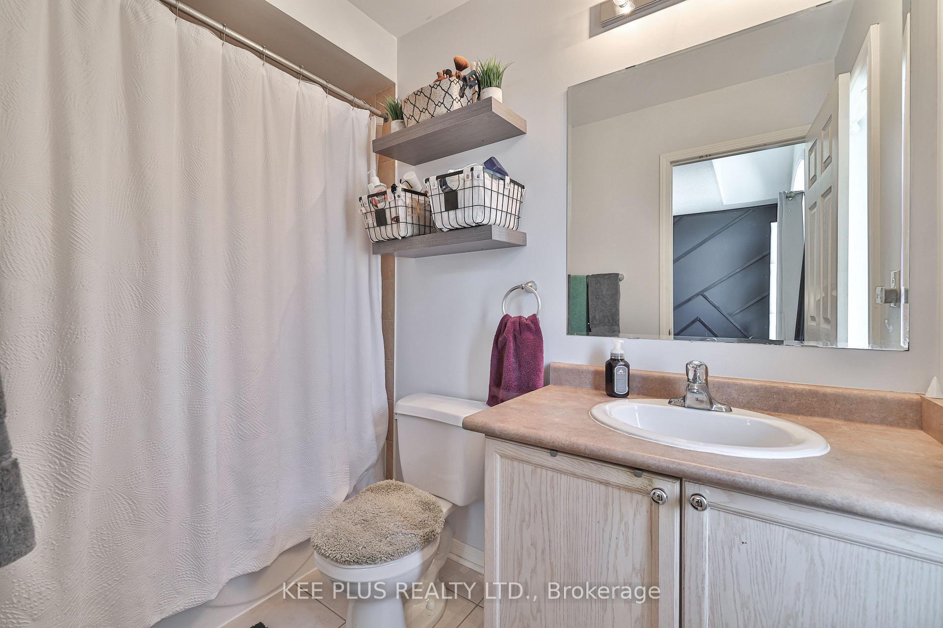 Photo 16 of 13 Talbotshire Street E, Ajax, South East — HOMEH