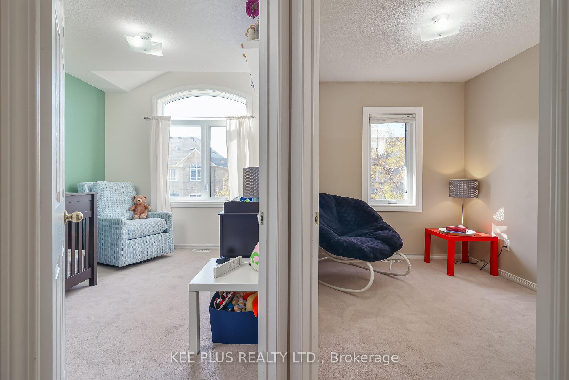 Photo 17 of 13 Talbotshire Street E, Ajax, South East — HOMEH